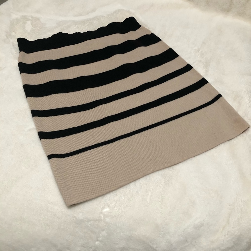 Loft: A-Line Wool Blend Black and Tan Skirt.